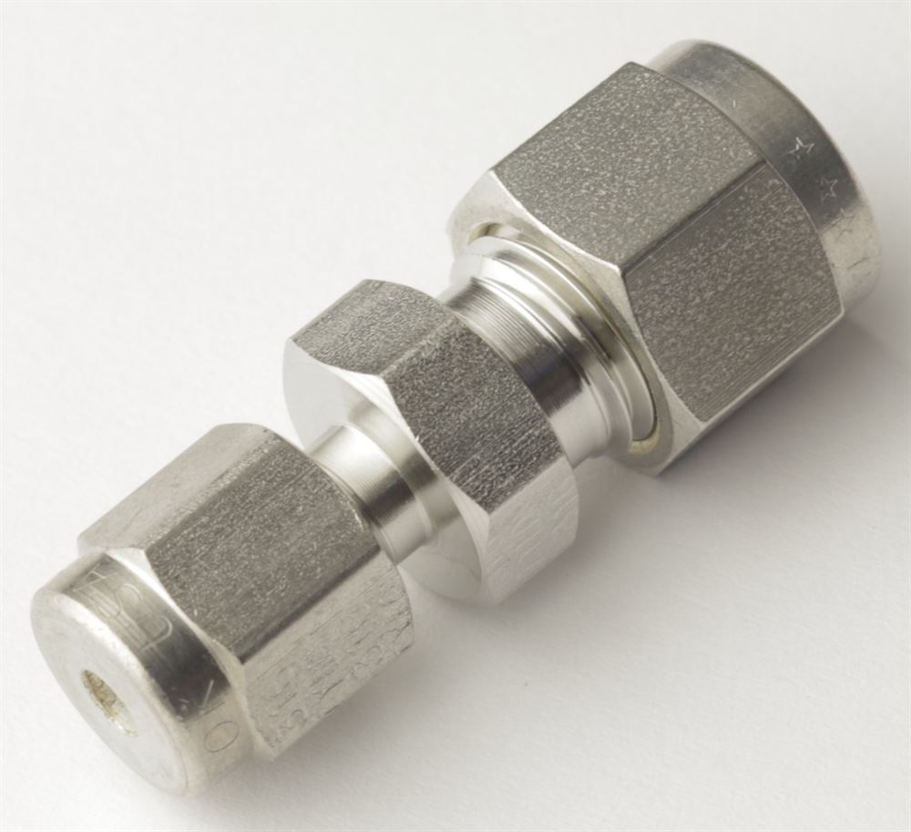 Fluid Fitting Reducing Union, 1/4" to 1/8"